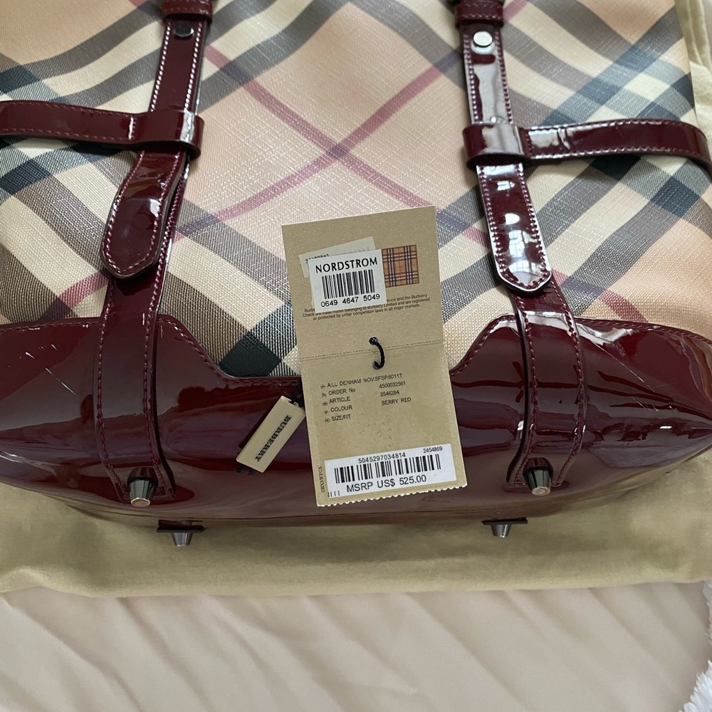 Burberry Women's Checkered Tote Bag - Red and Cream - Picture 3 of 4